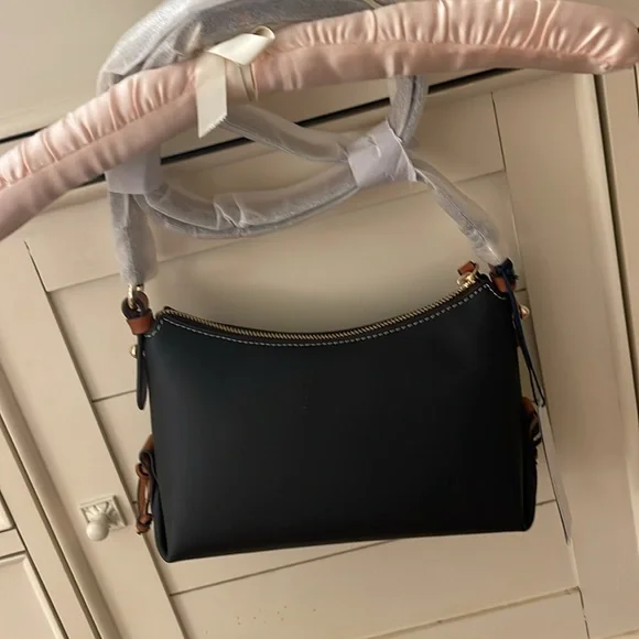 NWT Dooney & Bourke black leather purse - Picture 12 of 16